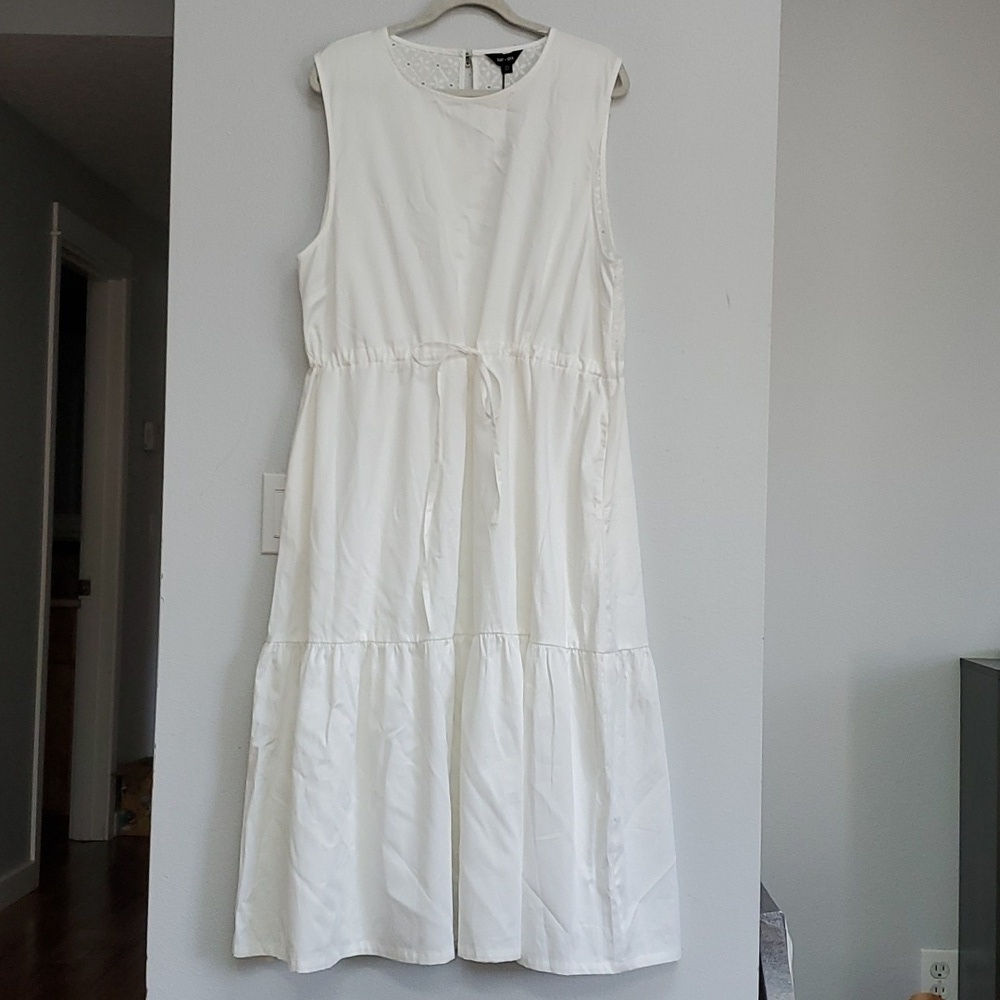 Saint + Sofia Kara midi eyelet dress